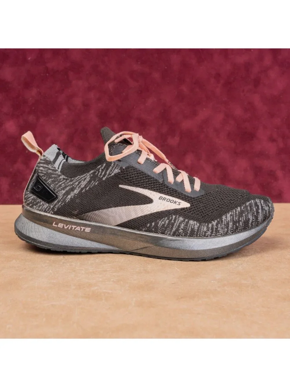 Brooks Women Levitate 4 Coral Black Running Comfy Sneakers Shoes Size 9